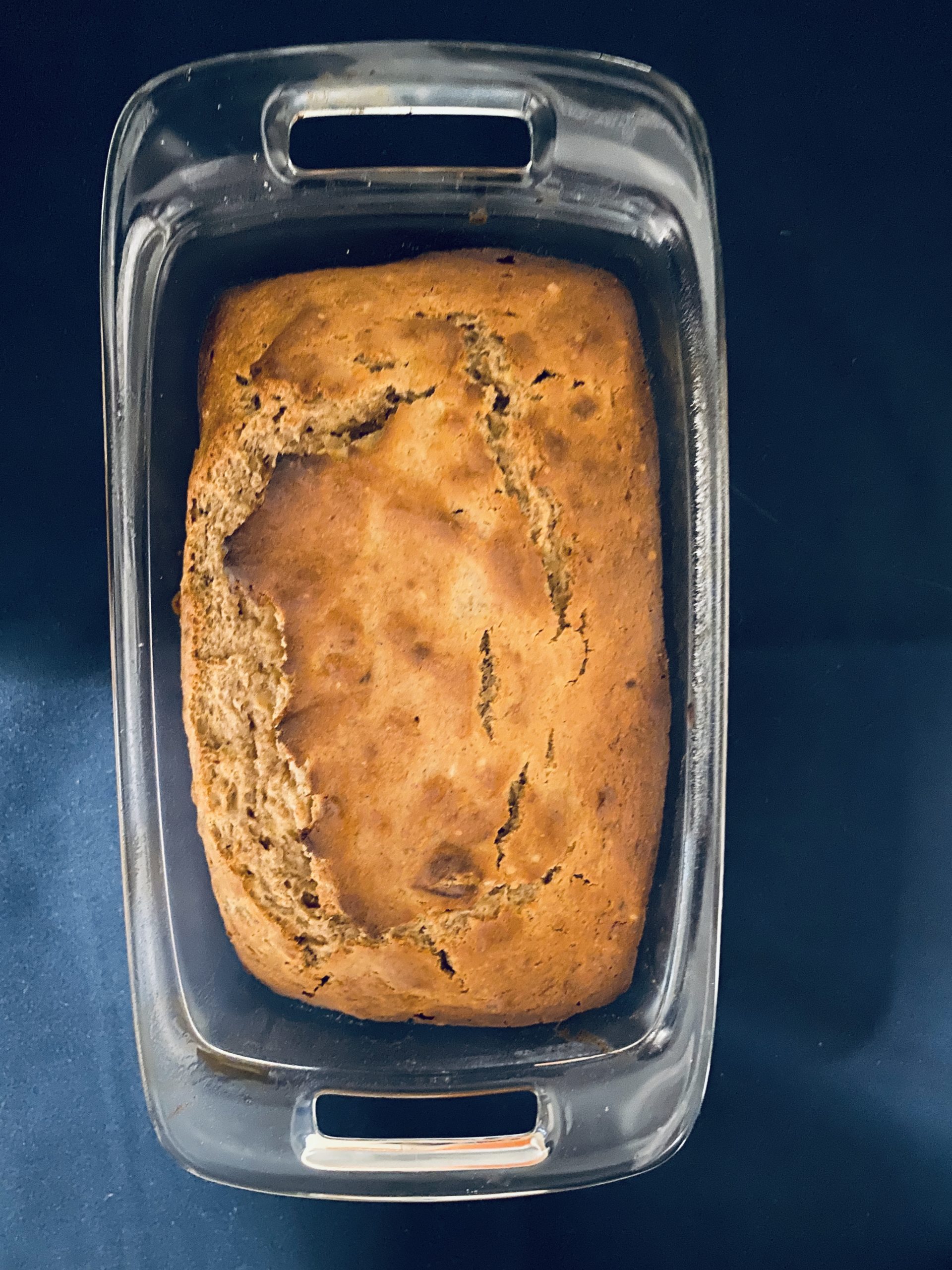 Banana (Pea)nut Butter Bread ready to be served.